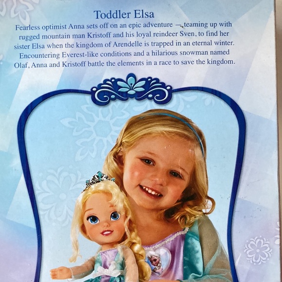 Disney Frozen Elsa Toddler Doll - Picture 4 of 5